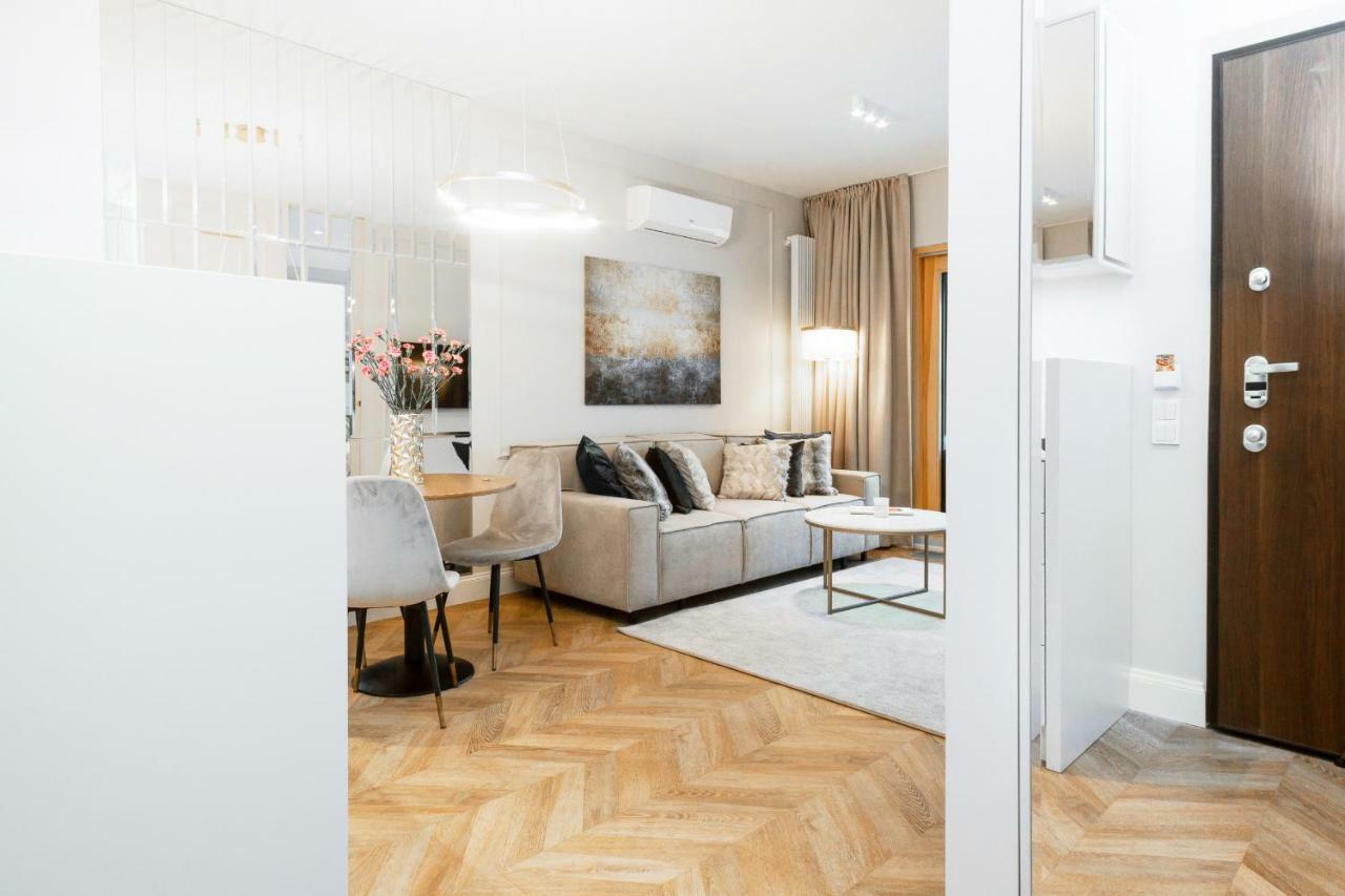 Mennica Residence Apartments By Renters Prestige Warszawa Eksteriør bilde