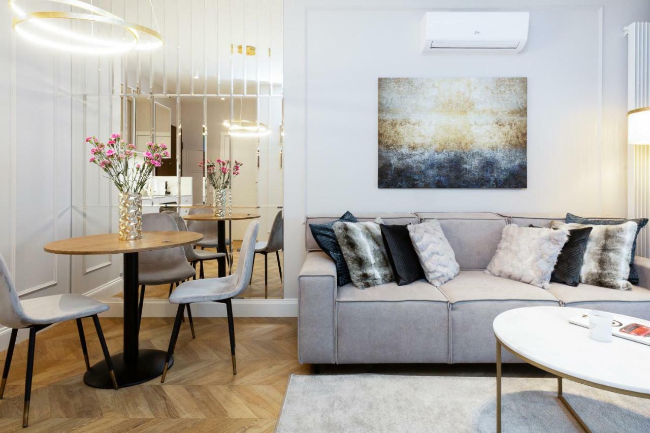 Mennica Residence Apartments By Renters Prestige Warszawa Eksteriør bilde